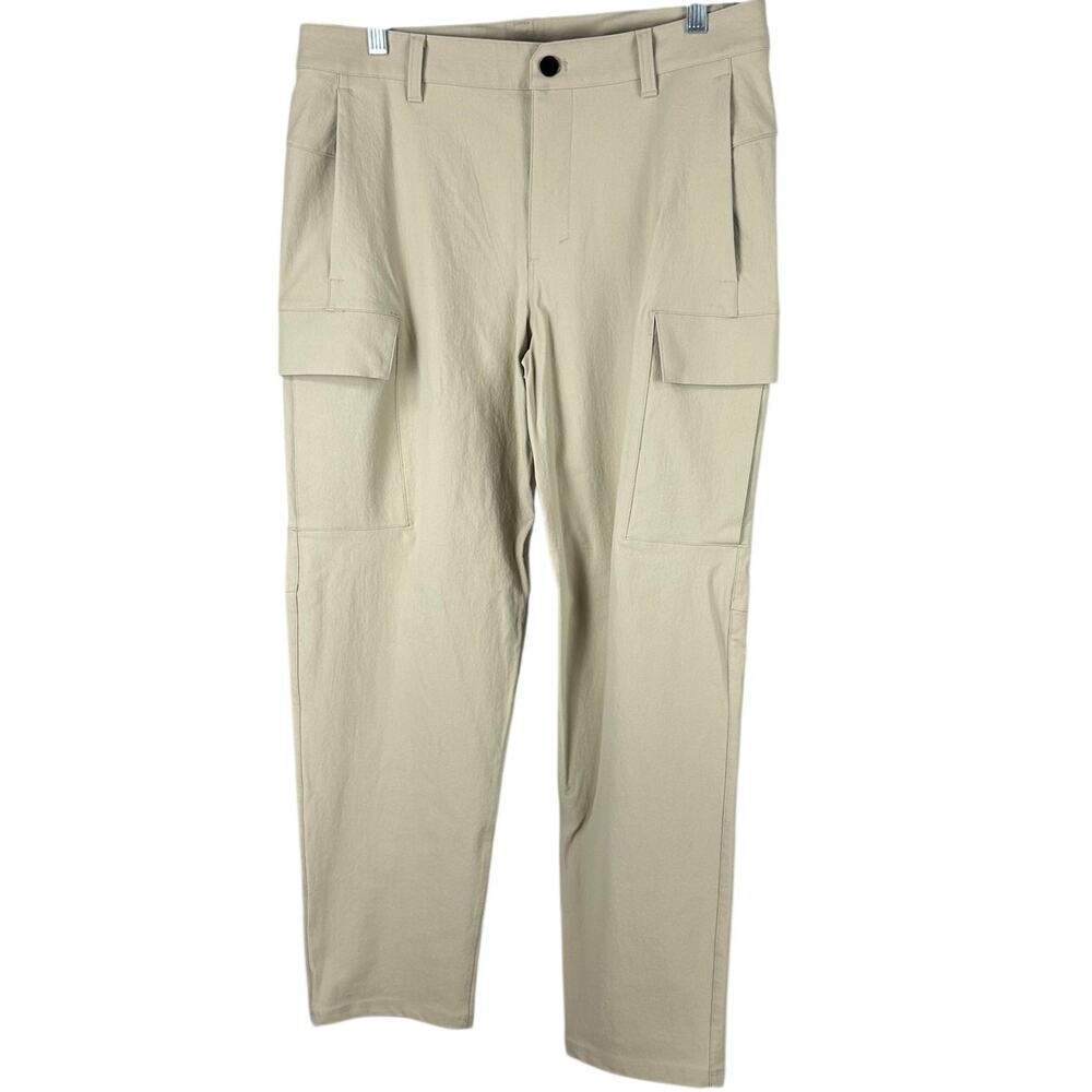 Lululemon Utilitarian Cargo Pant Beige Men's Size 32 x 28 Good Condition STAIN